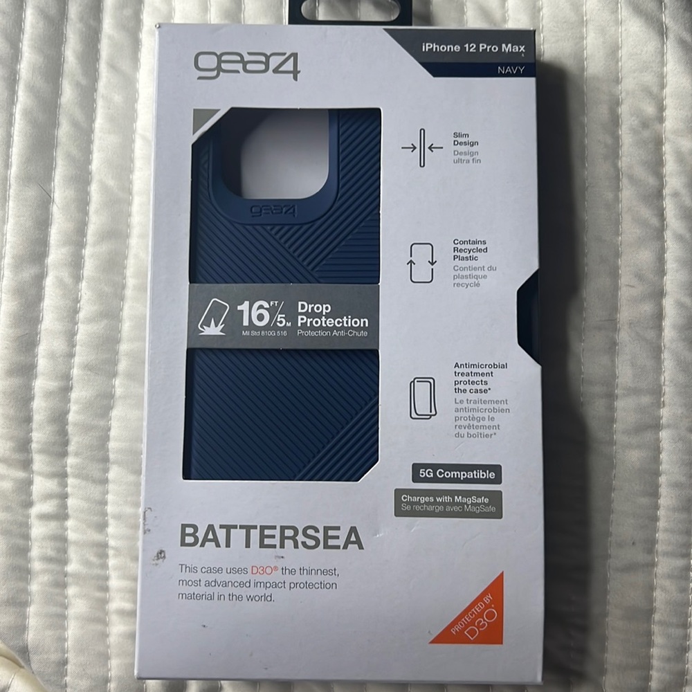 COPY - Gear4 iPhone 12 pro max case